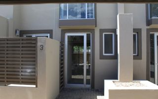 2 Bedroom Apartment/Penthouse For Sale in Okahandja