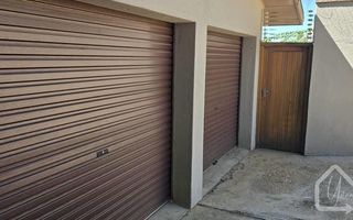 4 Bedroom House For Sale in Pioniers Park