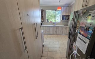 4 Bedroom House For Sale in Pioniers Park