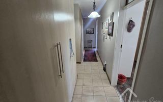 4 Bedroom House For Sale in Pioniers Park
