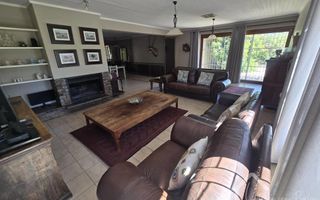 4 Bedroom House For Sale in Pioniers Park