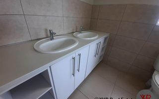 3 Bedroom House For Sale in Finkenstein