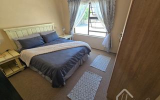 4 Bedroom House For Sale in Henties Bay Central, Henties Bay