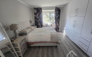 3 Bedroom House For Sale in Finkenstein