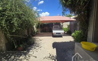 4 Bedroom House For Sale in Olympia, Windhoek
