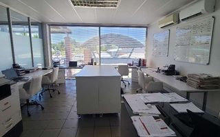 Office / Retail / Mixed Use For Sale in Southern Industrial...