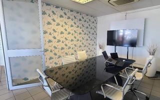 Office / Retail / Mixed Use For Sale in Southern Industrial...