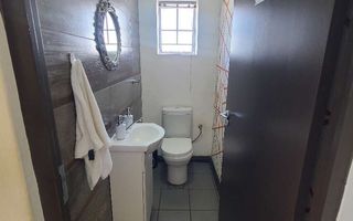 Office / Retail / Mixed Use For Sale in Southern Industrial...