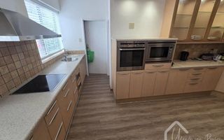 3 Bedroom House To Rent in Luxury Hill