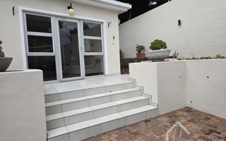 3 Bedroom House To Rent in Luxury Hill