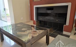 3 Bedroom House To Rent in Luxury Hill