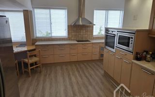 3 Bedroom House To Rent in Luxury Hill