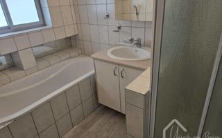 3 Bedroom House To Rent in Luxury Hill