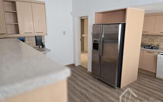 3 Bedroom House To Rent in Luxury Hill