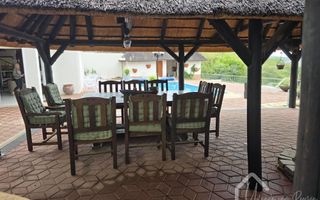 3 Bedroom House To Rent in Luxury Hill