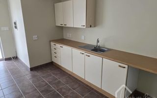 3 Bedroom House To Rent in Luxury Hill