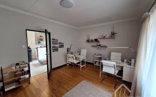 Office / Retail / Mixed Use To Rent in Klein Windhoek, Windh...