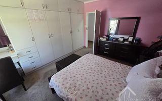 5 Bedroom House For Sale in Olympia, Windhoek