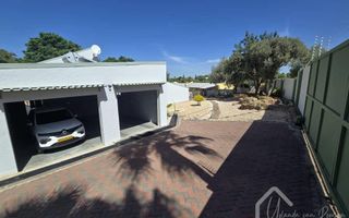 5 Bedroom House For Sale in Olympia, Windhoek