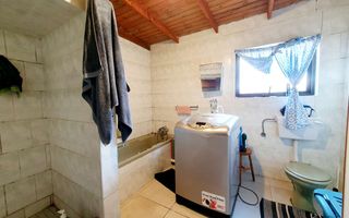 3 Bedroom House For Sale in Henties Bay Central