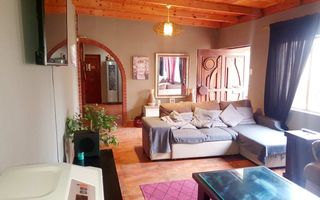 3 Bedroom House For Sale in Henties Bay Central