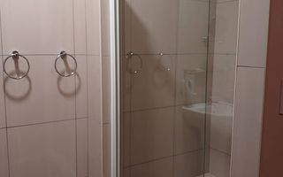 5 Bedroom House For Sale in Henties Bay Central