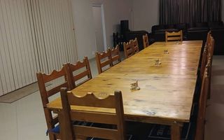 5 Bedroom House For Sale in Henties Bay Central