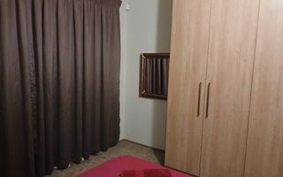 5 Bedroom House For Sale in Henties Bay Central