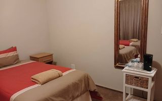 5 Bedroom House For Sale in Henties Bay Central