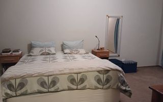 5 Bedroom House For Sale in Henties Bay Central