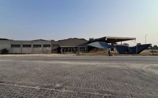 Office / Retail / Mixed Use For Sale in Ondangwa