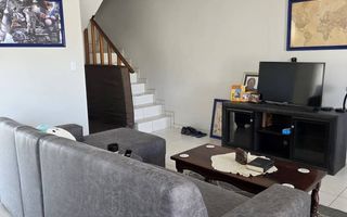 2 Bedroom Townhouse For Sale in Henties Bay Central, Henties...