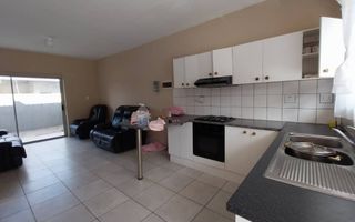 2 Bedroom Townhouse For Sale in Okahandja
