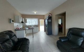 2 Bedroom Townhouse For Sale in Okahandja