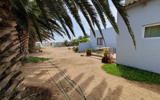 3 Bedroom House For Sale in Henties Bay Central
