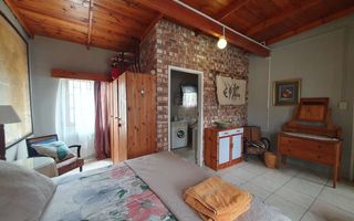 3 Bedroom House For Sale in Henties Bay Central