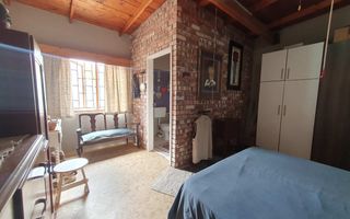 3 Bedroom House For Sale in Henties Bay Central