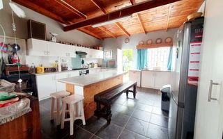 3 Bedroom House For Sale in Henties Bay Central
