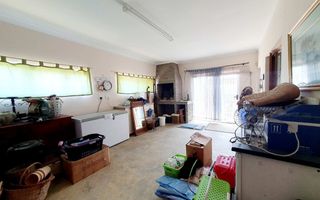 3 Bedroom House For Sale in Henties Bay Central