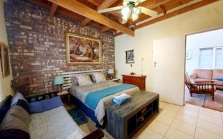 3 Bedroom House For Sale in Henties Bay Central