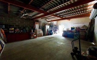 3 Bedroom House For Sale in Henties Bay Central