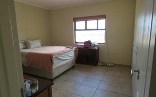 3 Bedroom House For Sale in Kleine Kuppe