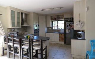 3 Bedroom House For Sale in Kleine Kuppe