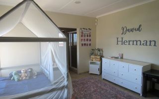 3 Bedroom House For Sale in Kleine Kuppe