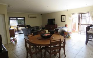 3 Bedroom House For Sale in Kleine Kuppe