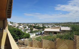 3 Bedroom House For Sale in Kleine Kuppe