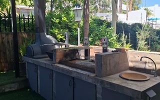 5 Bedroom House For Sale in Klein Windhoek, Windhoek