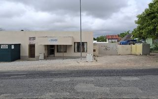 10 Bedroom Office / Retail / Mixed Use For Sale in Grootfont...