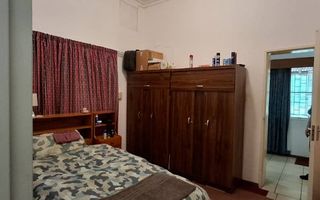 10 Bedroom Office / Retail / Mixed Use For Sale in Grootfont...