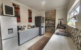 3 Bedroom House For Sale in Sunbay, Henties Bay